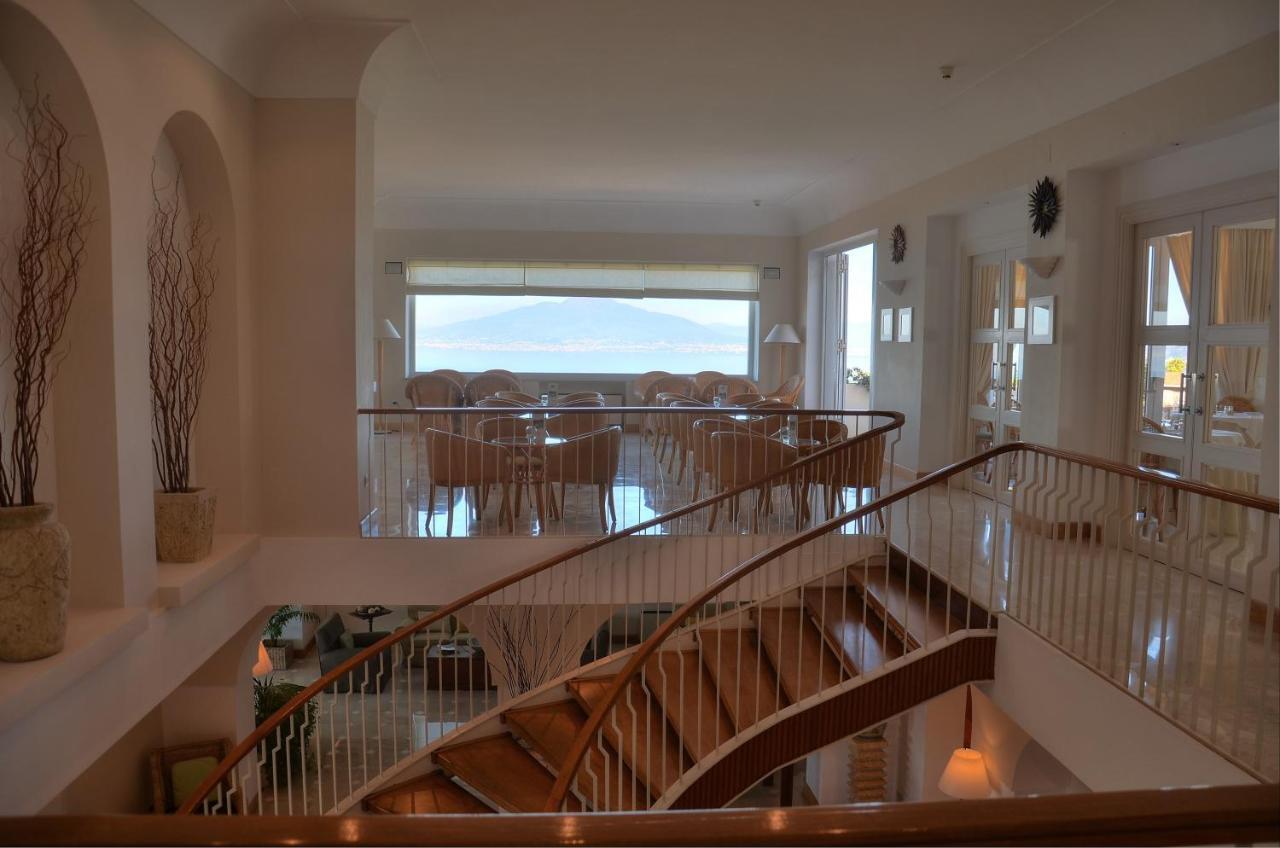 Grand Hotel Aminta Сорренто Экстерьер фото