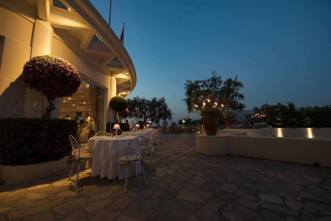 Grand Hotel Aminta Сорренто Экстерьер фото